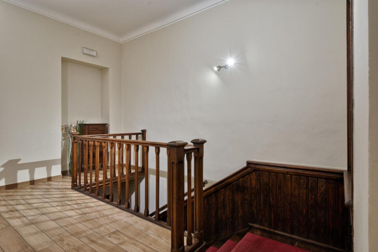 Casa Lena By Apartments To Art تورينو المظهر الخارجي الصورة